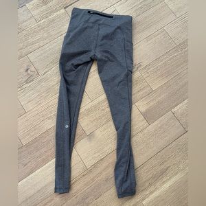 GREY LULULEMON LEGGINGS | SIZE 6